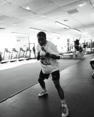 Richardson Hitchins Instagram - Well Done Is better than well said April 6th we walk that walk 😤

#TeamHit👊🏾Chins
#chasingGreatness 
#newyorkFinest