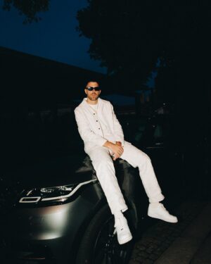 Richie Campbell Instagram - summer gone now a time fi count the profits 🏝️ swipe for a track that didn’t make it to the album