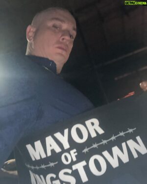 Richie Stephens Instagram - Don’t miss the season finale of Mayor of Kingstown! Out now on Paramount Plus. 
.
.
.
.
.
#mayorofkingstown #paramountplus #mok #behindthescenes #bts #onset🎥🎬 #actorslife #actorslife🎬 #thuglife😎 #thuglife #russian #russianmafia