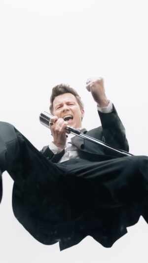 Rick Astley Instagram - Beautiful Life was released 6 years ago today! Loved shooting this video 🎥

Director Vaughan Arnell