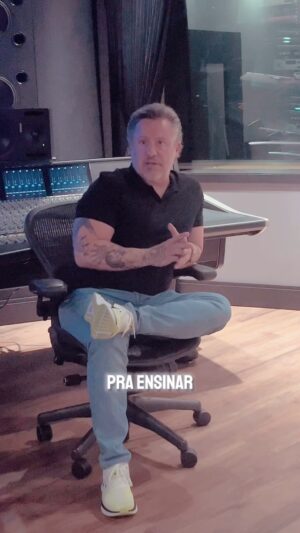 Rick Bonadio Instagram - ATENÇÃO PRODUTORES E ENGENHEIROS DE SOM !