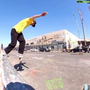 Rick McCrank Instagram - WEAKDAYS w @crailtap 🎥 @danielpolicelli @pabstbluerobin 📹 @girlskateboards @vansskate @antisocialshop @spitfirewheels @thundertrucks @peppergrip