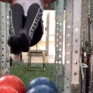 Ricky Bell Instagram - Getting ready for “The 30th Anniversary of Poison Tour” w/Trainer @mikeandersonfit . .
.
#RickyBell #30thAnniversaryOfPoison #Workout #FitLife #HolySpirit #Yahshua