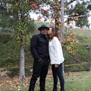 Ricky Bell Instagram - Merry 🎄 and 😁 Holidays from the 🔔 🔔 Give ❤️ ❤️On Christmas Day!!