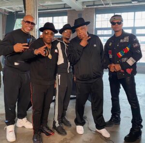 Ricky Bell Instagram - @officialbelbivdevoe Feat @revwon New Single is up for PRE SALE ^^^^Click link in bio “Act like you know”