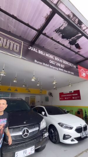 Ricky Komo Instagram - 210 juta GAS...!!!! Mercy GL 500..!!! Udh pasti di bilang org kaya!!!! Minat Dm gas