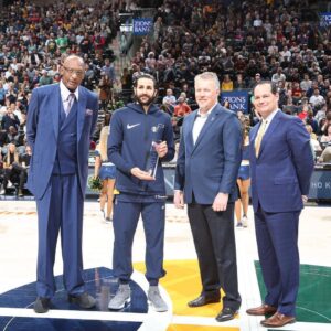 Ricky Rubio Instagram - Thank you 🙌🏻🌹 #NBACommunityAssist