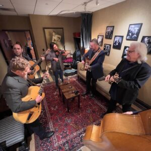 Ricky Skaggs Instagram - Fun times at the @opry this past weekend!
📷: @81crowe / @carson_photoworks 
.
.
.
#opryphotos #grandoleopry #rickyskaggs #kentuckythunder #backstage #dressingroom #countrymusic #nashville #countrymusicphotography