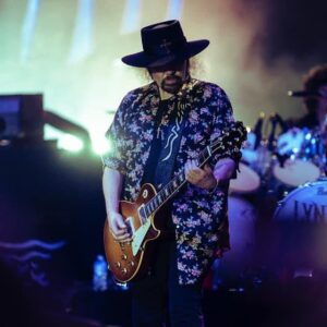 Ricky Skaggs Instagram - “I was saddened to hear that Gary Rossington of the @skynyrd Lynyrd Skynyrd Band has passed away. To all the band members that are left, our prayers go out to you and your families.” -Ricky Skaggs 📸: Lynyrd Skynyrd Facebook