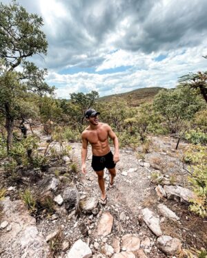 Ricky Tavares Instagram - 📍Chapada dos Veadeiros 

@purachapada 
@villa_annapurna