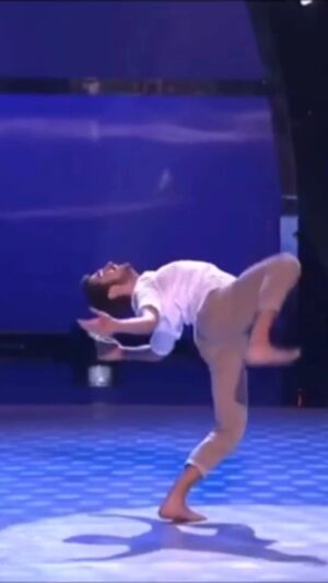 Ricky Ubeda Instagram - @danceonfox begins TONIGHT at 9pm. I owe so much of what my life has become to the platform that I was given on SYTYCD. It’s hard to put into words what it has done for dance, dancers and dance makers. so lucky we are that it is back and we get to celebrate dance in such a way again. I can’t wait to cheer on this new generation tonight. bring the epsom salt, kids!!! 🫶🏼