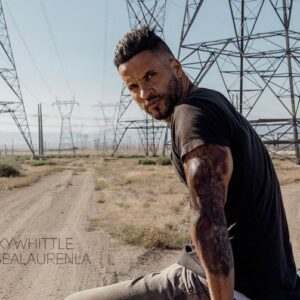 Ricky Whittle Instagram - Tatt-Tuesday🤷🏾‍♂️ no long speech, no reason, just cos😎😝 

Have a GREAT day❤️🤙🏾🙌🏾🙏🏾 

@chelsealaurenla 📸 #photography #photoshoot #portrait #gt500 #1967mustang #shelbygt500 #actorslife