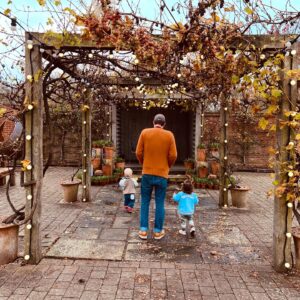 Ricky Wilson Instagram - Stayed a few nights @chewtonglen last week. Everything and everyone was marvellous. Even with two destructive toddlers. Thank you. Xxx
