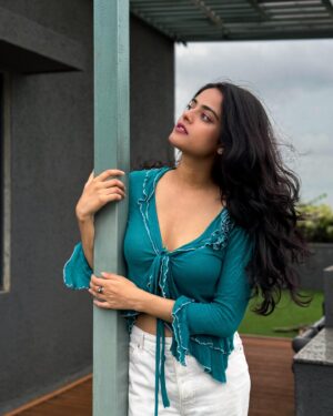 Riddhi Kumar Instagram - Blue is the warmest color 🌧️⚡️