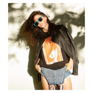 Rie Rasmussen Instagram - Ain’t NObody in da whole daumn world as fly as this WOman!! Athlete drummer writer producer photographer animal lover & all around Badass bitch!! @nicolettenoble in @artiste_by_cmarc