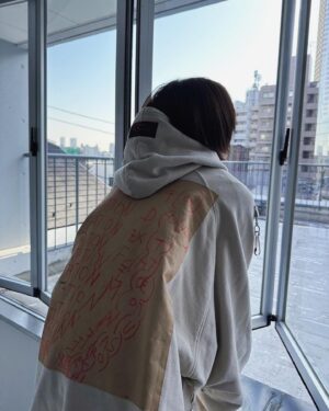 Rihito Itagaki Instagram - SPUR 2月号

2023年の「神」な買い物、紹介しております

今年もたくさんファッションに溺れたなと…

しあわせ