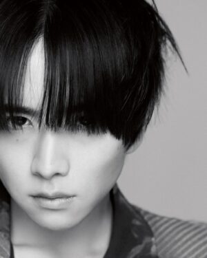 Rihito Itagaki Instagram - @barfout_magazine_tokyo 

衣装も写真もヘアメイクも全部ガーサスだった撮影…
たのしかったです

本誌もなにとぞ