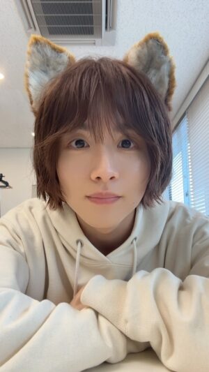 Rihito Itagaki Instagram - たぬき🙅‍♂️
どんぎつね🙆
ねこ🙅‍♀️

動物界で流行らせたいので自分きつねだよ、って人はやってみてね。

#どんぎつね 
#どんぎつねチャレンジ
#どん兵衛