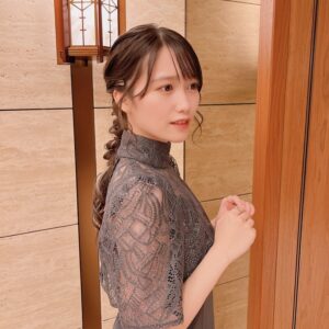 Rihona Kato Instagram - _

結婚式、髪の毛可愛くしてもらって行った

#結婚 #結婚式 #加藤里保菜 #りほにゃん #可愛い女 #ヘアセット #ヘアアレンジ #ウェディング #wedding