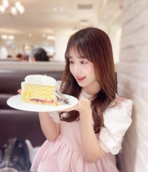 Rika Nakagawa Instagram - .
舞台が終わって、甘やかし期間に入りました🐰🍰