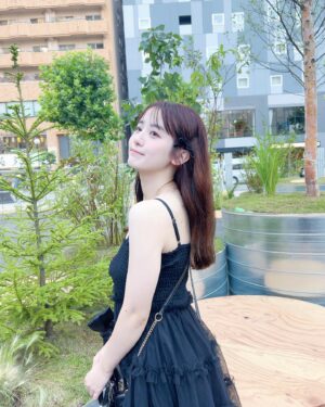 Rika Nakagawa Instagram - .
狸小路にチルな場所できてた…！🦥笑
