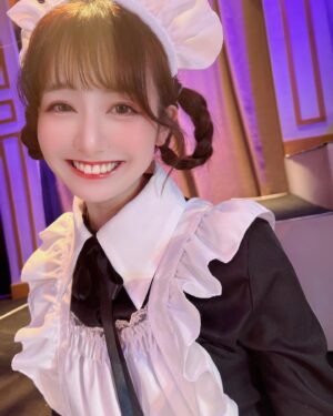 Rika Nakagawa Instagram - .
舞台『 #メイドランカー！詰り蹴落とし跪け乙女』
.
2022.12.23〜12.27 @シブゲキ
.
古い風習が正しいわけではない。疑ったり迷いながらも「メイドとは何か？」物事の根本を見つめ直す少女達の真っ直ぐな生き様が、いつまでも皆様の胸に残り続けますように。

全てはあなたのために😌
ありがとうございました✨

ツツジ役 中川梨花🐏🌼
.
p.s.全9公演を終えたとき、急に自分の中で張り詰めていたものが降りたのか、主演のまちゃりんの顔を見た瞬間、どばどば泣きました。