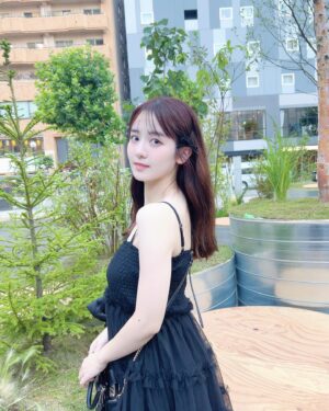 Rika Nakagawa Instagram - .
狸小路にチルな場所できてた…！🦥笑