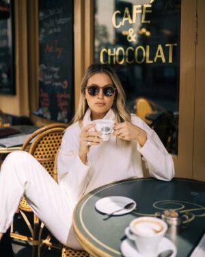 Riley Harper Instagram - This is not a birthday post, this is not an anniversary post, it is simply an appreciation post. 💌 @paigeharper