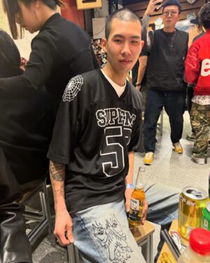 Rina Ohta Instagram - 🌏📍上海
congratulations ㊗️ & Thank you 🪩 @supremenewyork