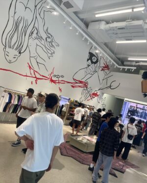 Rina Ohta Instagram - 🇰🇷@supremenewyork 🇰🇷
📍648 SINSA-DONG
GANGNAM-GU SEOUL 
06020