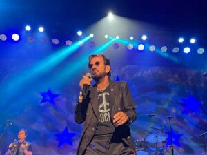 Ringo Starr Instagram - Wow what a great night thank you Montreal first gig in Canada. Peace and love. 😎✌️🌟❤️🥦🎶🌈🍒☮️