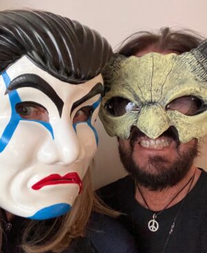 Ringo Starr Instagram - Waiting to hear now and then  what do you  think?  Somebody told us it was great peace of love, Halloweenies.#. 😎✌️🌟❤️🥦🍒💕🎶🌈☮️