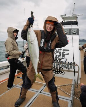 Rinka Otani Instagram - BYWU🎣

@before_you_wake_up 
@daiwa_japan