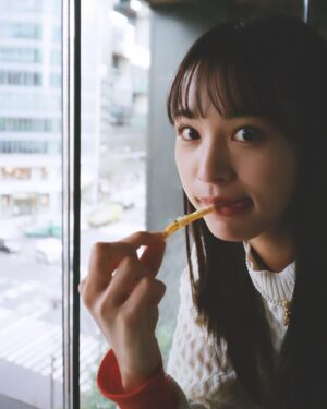 Rinka Otani Instagram - 今週もお疲れさまでした💌
初コストコデビュー記念のセーター❣️