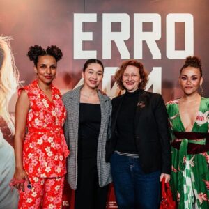 Rita Cruz Instagram - Aqui conseguem ver o tamanho da equipa do Erro 404, liderada pela @pat.sequeira 
Não são muitos nem poucos , são bastantes.

Dia 11 de Março está quase aí! 
@rtppt
@theboard_actorsagency