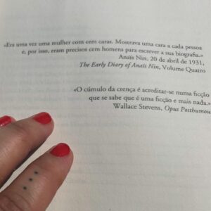 Rita Marrafa de Carvalho Instagram - Bom… não tinha férias há quase um ano. Tirei uma semana para me esquecer, bronzear, ler, dormir e rir com a @alunascimento 
Formentera é um pequeno paraíso onde vou deixar raiz. 

Fiquem com um saborzinho doce do primeiro dia. E esperem porque vos encher de dias incríveis.