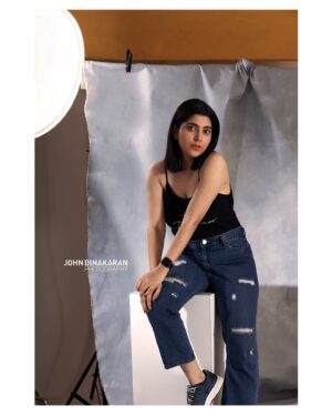 Ritika Sukheeja Instagram - Oops is always better than what if. So go out and be creative. 
Ty @johndinakaranphotography and @mithus_mua. You guys made is amazing. 
.
.
.
.
.
.
.
.
.
.
.
.
.
.
.
.
.
#portraitsquad #portraitshots #boutique #fashion #style #love #cute  #beauty #beautiful #pretty #eyes #model #dress  #heels #styles #outfit #jewelry #shopping #smile #misskollywood #missindia #beautypageant #pageant #missindia #pagentry #model