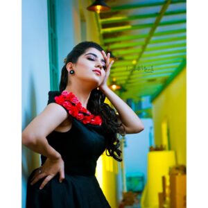 Ritika Sukheeja Instagram - Light it up🌷
Muah @sugunadevi_makeup_artist
Photography @lightmonkstudios
Costume by @thisadesignstudio
.
.
.
.
.
.
.
.
.
.
#portraitsquad #portraitshots #boutique #fashion #style #love #cute  #beauty #beautiful #pretty #eyes #model #dress  #heels #styles #outfit #jewelry #shopping #smile #misskollywood #missindia #beautypageant #pageant #missindia #pagentry #model