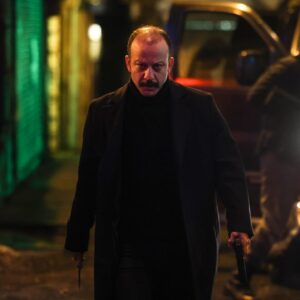 Riza Kocaoğlu Instagram - ‘Beni yaşamaya mahkum ettin’ 
Kötü Adamın On Günü @netflixturkiye