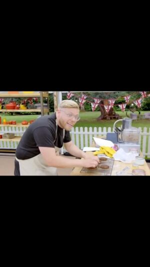 Rob Beckett Instagram - Bobbie B the Baker 👋

This Sunday my @bbcradio2 show falls on World Baking Day and in honour of said day I want to know about your baking FAILS💥

Perhaps you put salt instead of sugar into a recipe? Dropped a bday cake on the way to the party? Made the world’s worst vegan ganache like me on Bake Off? 

Whatever it is, get in touch! Email rob.beckett@bbc.co.uk or comment below! 🧁