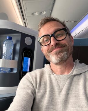 Rob Benedict Instagram - Landed in Amsterdam a shell of myself, found the closest bench and collapsed, only to be awakened a few minutes later by an angry manager —apparently I’d fallen asleep in a booth at a crowded restaurant during brunch.  I don’t speak Dutch but “move your ass” translates. 
#jetlag