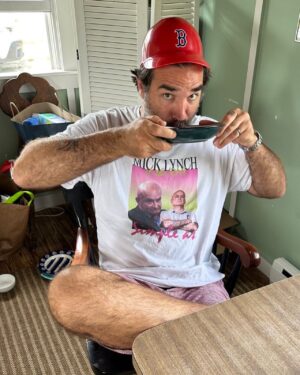 Rob Delaney Instagram - 🇬🇧UK • I’m touching the paperback of A HEART THAT WORKS for the first time! Out Thursday. Much cheaper than the big bulky hardcover. Preorder >3 copies now at the link in my bio. ❤️📚