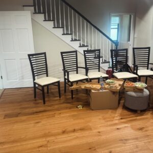 Rob Mariano Instagram - Literally still in the process of moving in… no furniture-no problem got the Wi-Fi hooked up and ready to stream #TheTraitorsUS Finale and Reunion on @peacock #PizzaParty