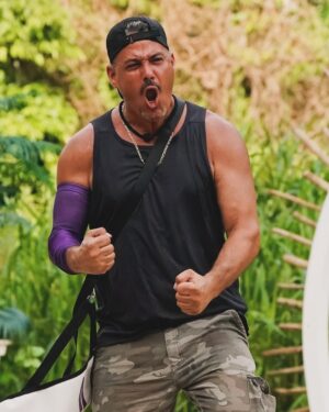 Rob Mariano Instagram - It’s Monday!!! All New #DealorNoDealIsland 🏝️ with host @joemanganiello tonight on @nbc at 10/9c and streaming next day on @peacock  Let’s Go!!!!🔥 @dealornodealtv @endemolshineus