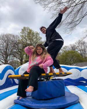 Robert Brosowski Instagram - Surf & Turf!🏄‍♂️🦞
