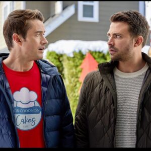 Robert Buckley Instagram - Brother vs. Brother are you gonna be #TeamBrandon or #TeamMike - comment below using the hashtags.
The #ChristmasHouse2 airs Dec 18 at 8pm on @hallmarkchannel