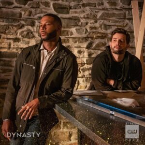 Robert Christopher Riley Instagram - Dynamic Duo has a problem to solve tonight!!! 9/8C #Dynasty on the @thecw #Culhane #SammyJo