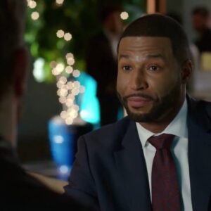 Robert Christopher Riley Instagram - Guess who’s back? #Culhane #Robrileynyc Apologies for my absence. Love y’all
