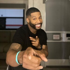 Robert Christopher Riley Instagram - YOU go do something GREAT today! For YOURSELF and for SOMEONE ELSE! #Culhane #Dynasty #robrileynyc