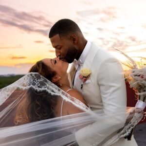 Robert Christopher Riley Instagram - What a glorious day!!! @grace_loves_lace 
📸 @photobynats